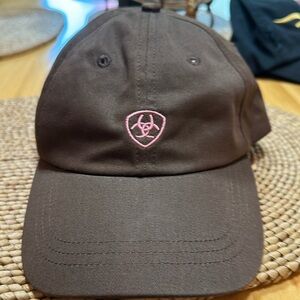 ARIAT Ball Cap
